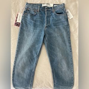 Aritzia - Denim Forum Jeans